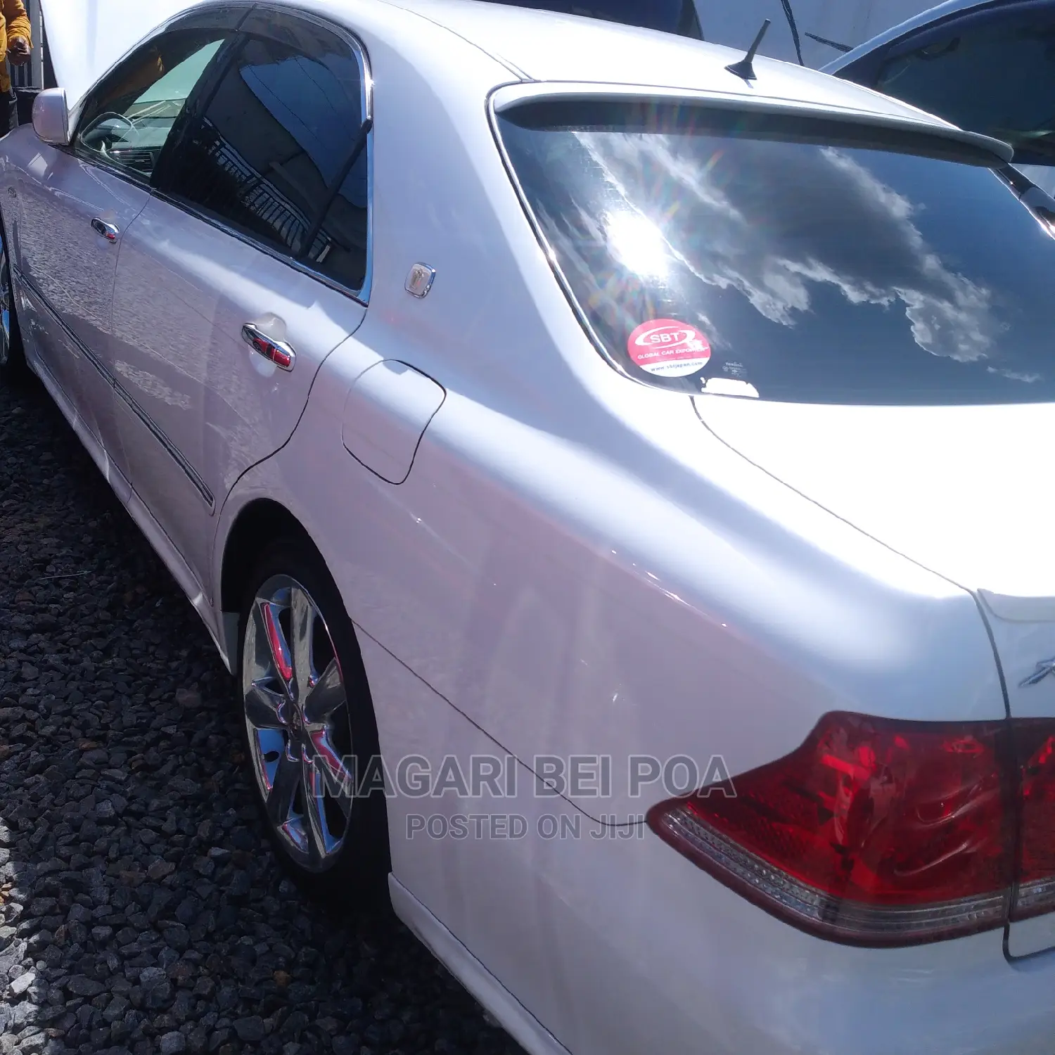 Toyota Crown 2006 White