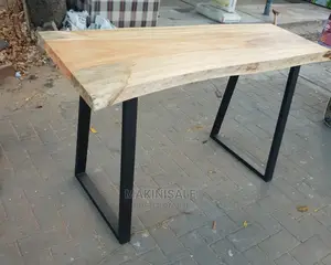 Office Table Nzuri Sana