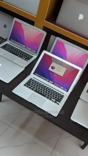 Laptop Apple MacBook Air 2015 8GB Intel Core I7 SSD 256GB