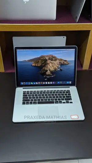 Laptop Apple MacBook Pro 2015 16GB Intel Core I7 SSD 512GB