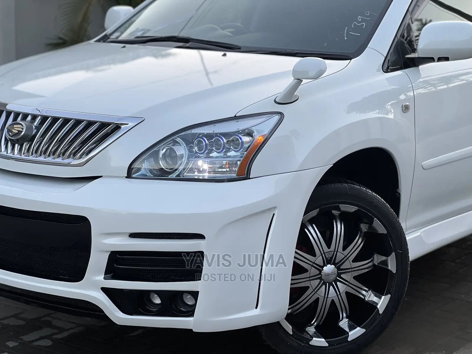 Toyota Harrier 2006 White