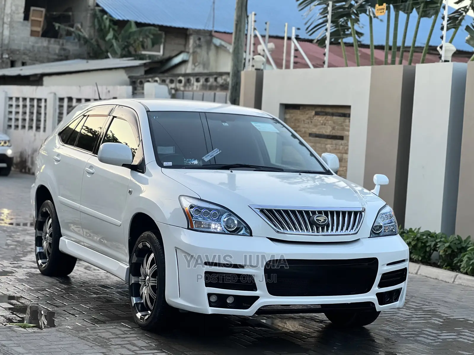Toyota Harrier 2006 White