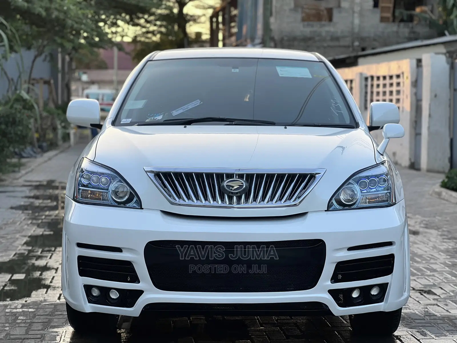 Toyota Harrier 2006 White