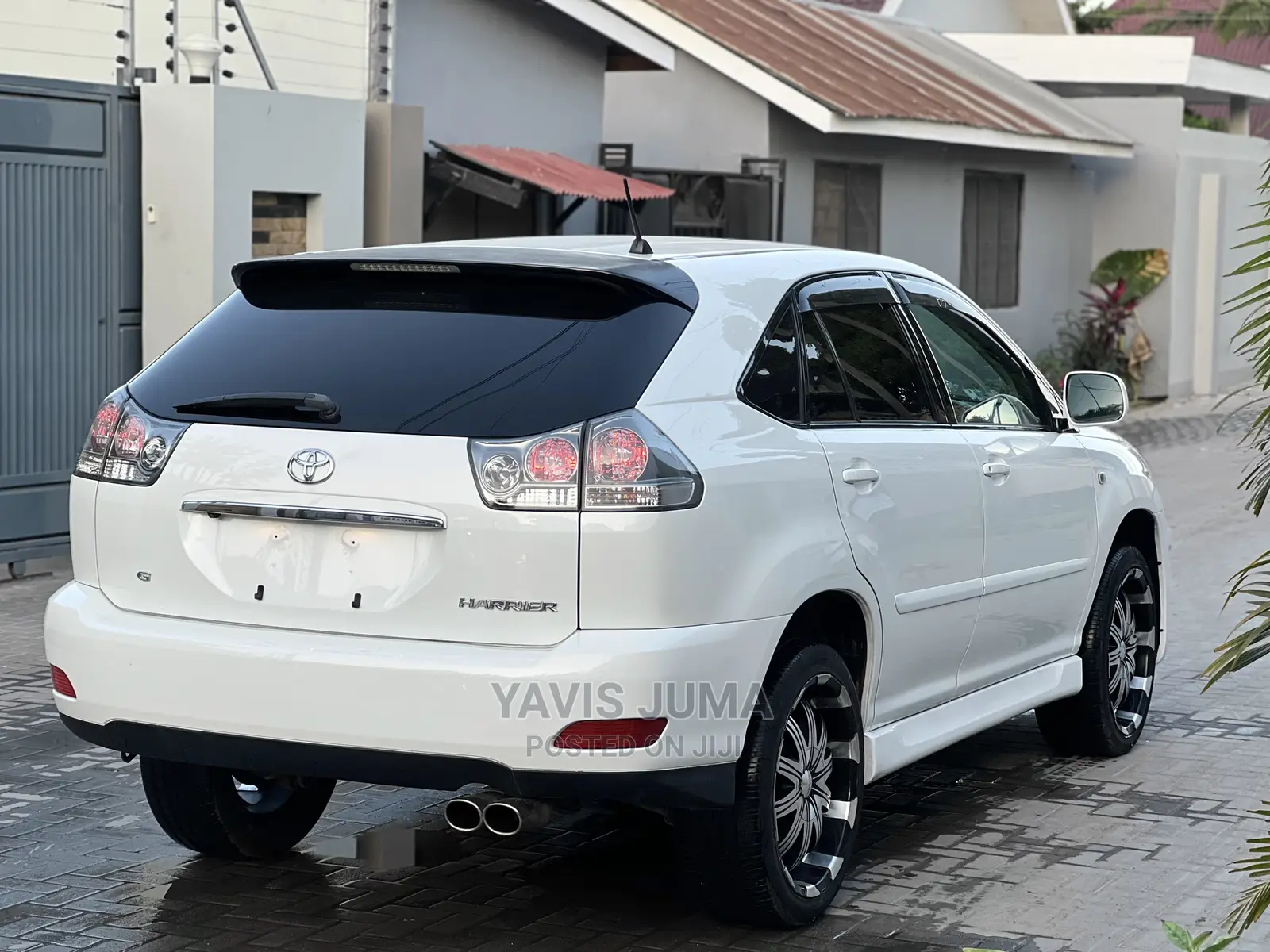 Toyota Harrier 2006 White