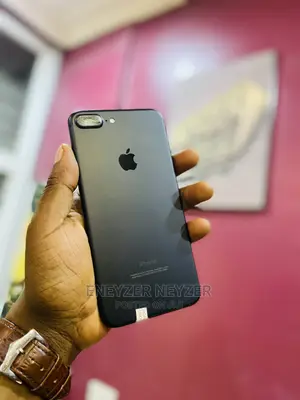 Apple iPhone 7 Plus 128 GB Black