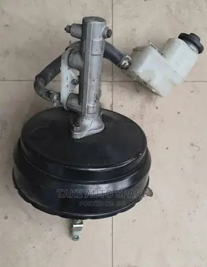 Toyota Harrier Old Model. Brake Master Cylinder.