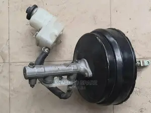 Toyota Harrier Old Model. Brake Master Cylinder.