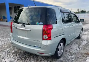 Toyota Raum 1.5 FWD 2004 Blue