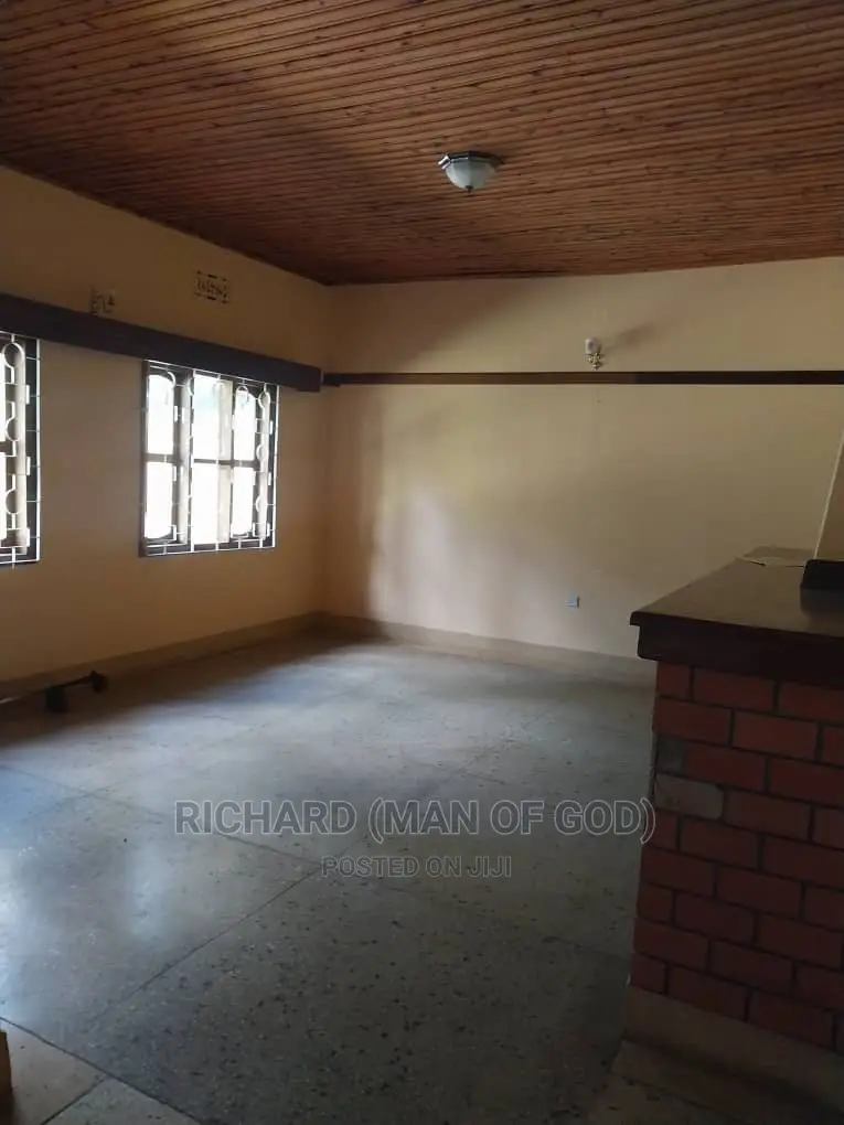 4bdrm Bungalow in Arusha for rent
