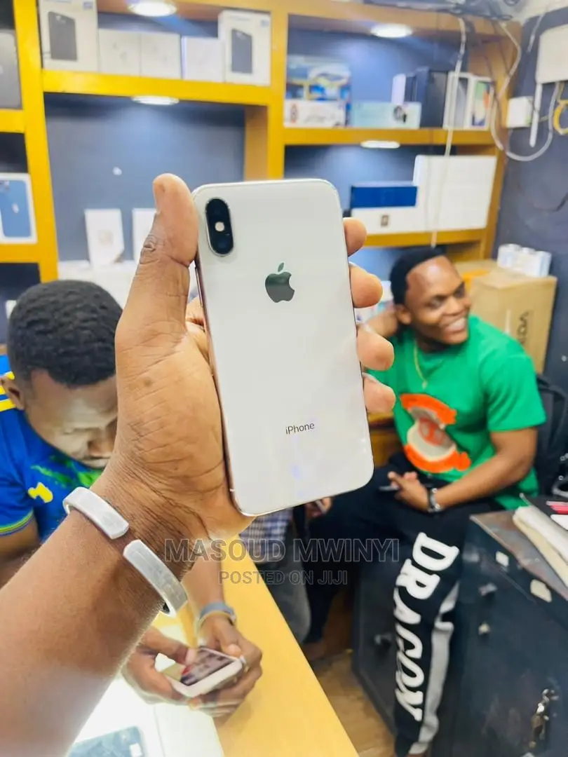 New Apple iPhone X 256 GB Silver