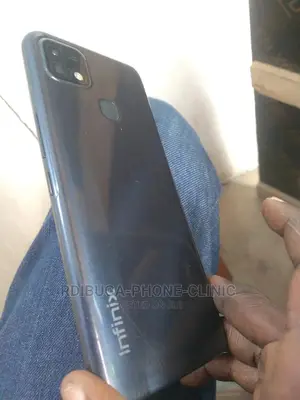 Infinix Hot 10i 32 GB Black
