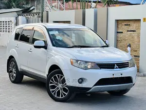 Mitsubishi Outlander 2006 White