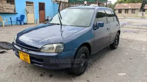 Toyota Starlet 2000 Blue