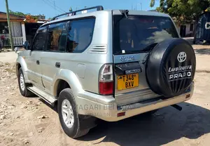 Toyota Land Cruiser Prado 2007 Silver