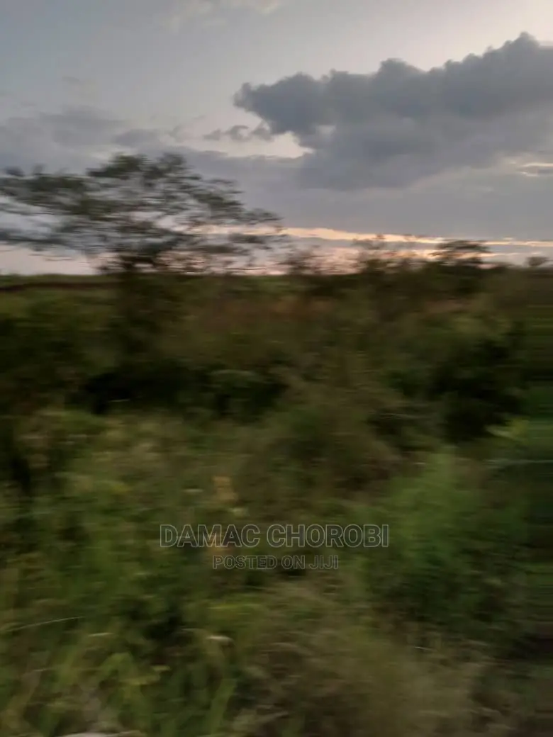 200 Acre Zinauzwa Mbwewe