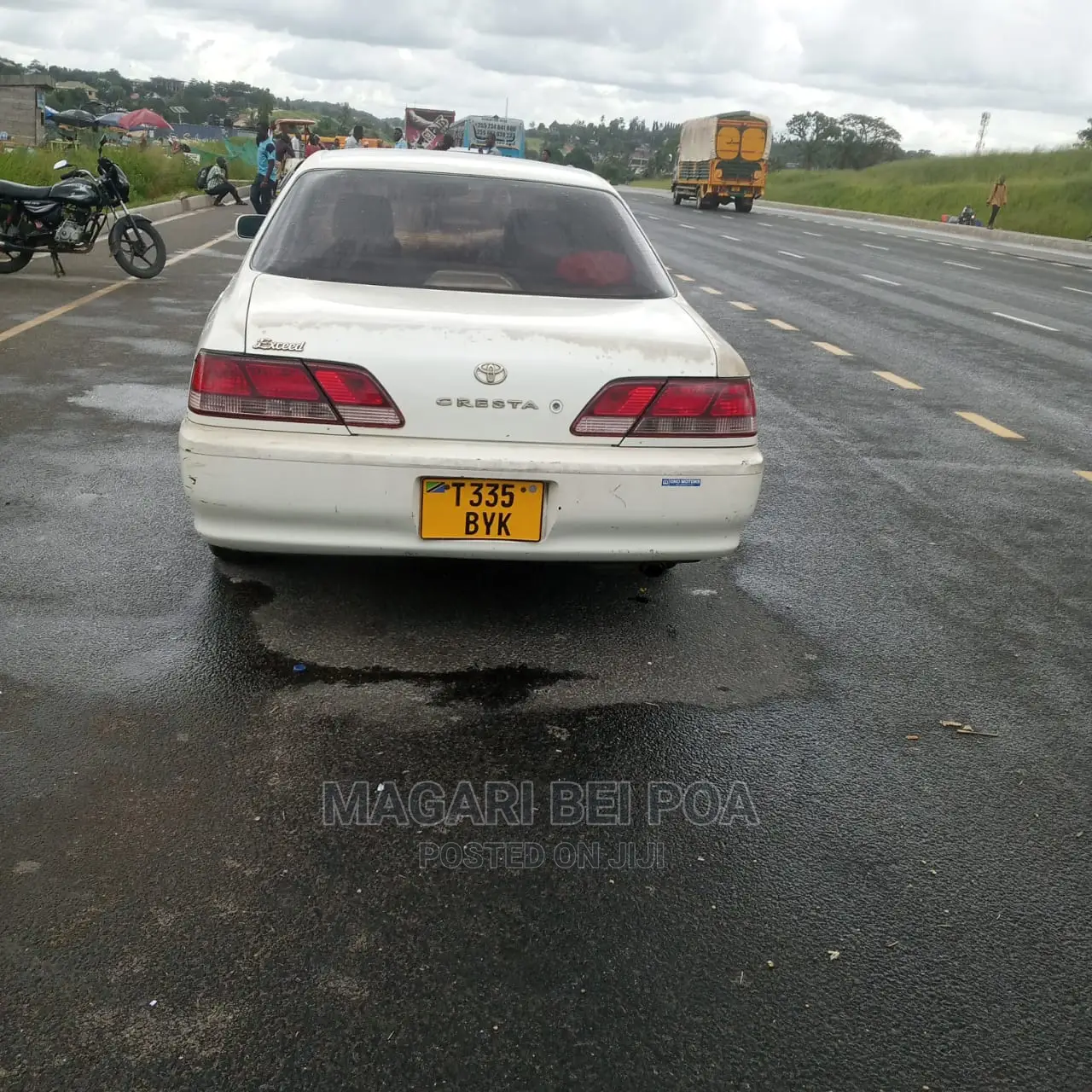 Toyota Cresta 2000 White