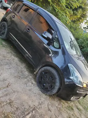 Toyota Ractis 2006 Black