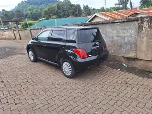 Toyota IST 2005 Black