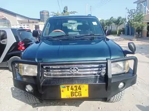 Toyota Land Cruiser Prado 2005 Green