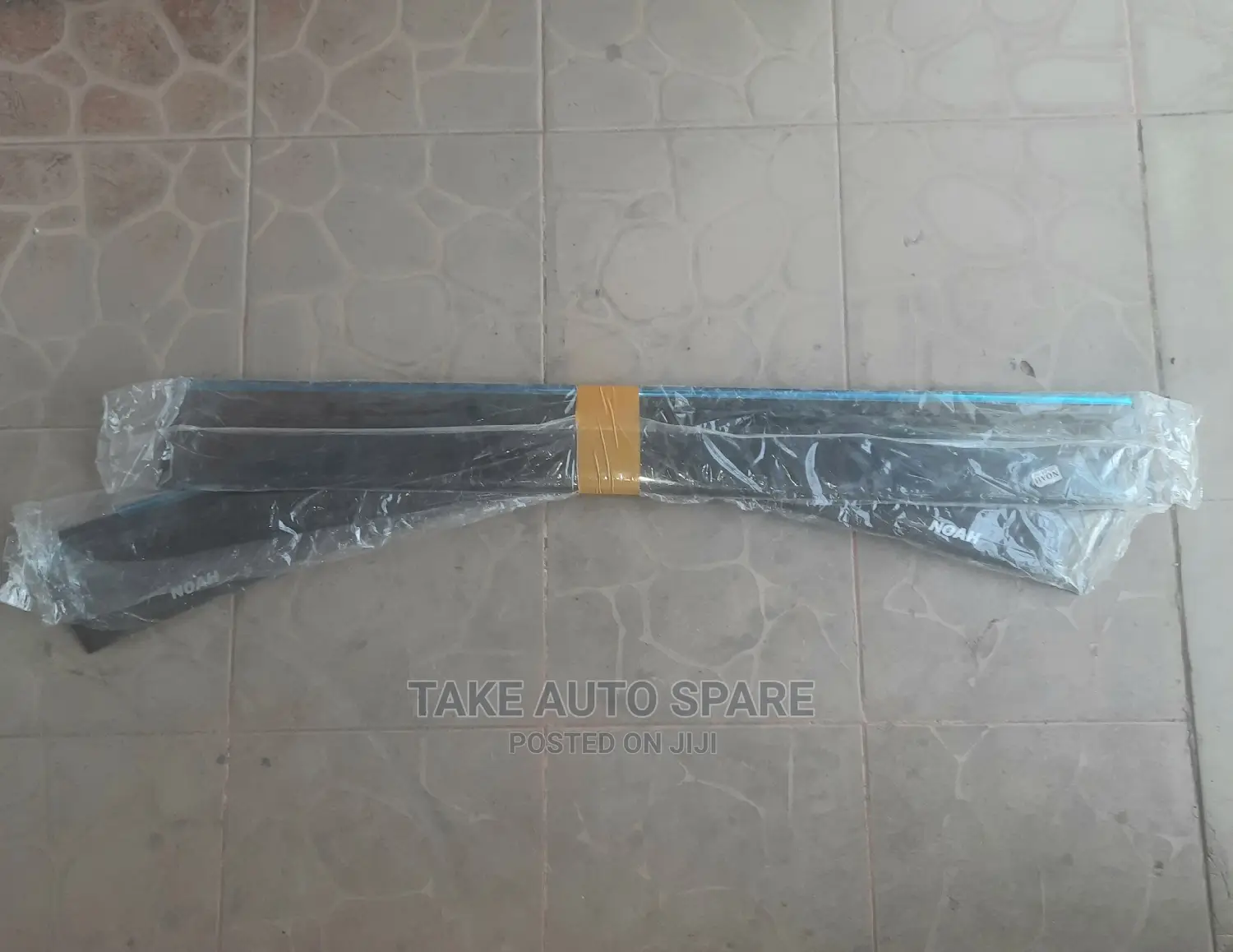 Wind Breaker Shield for All Toyota Cars.