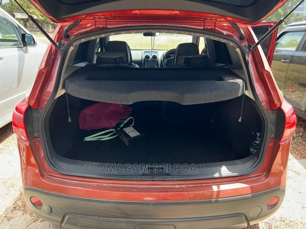 Nissan Dualis 2007 Red