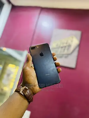 Apple iPhone 7 Plus 128 GB Black