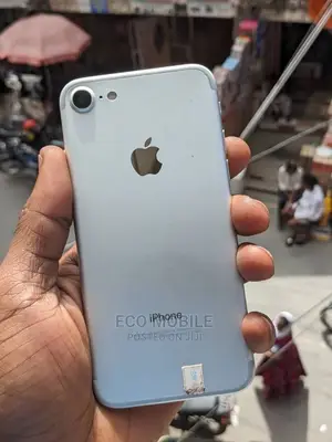 Apple iPhone 7 32 GB Silver
