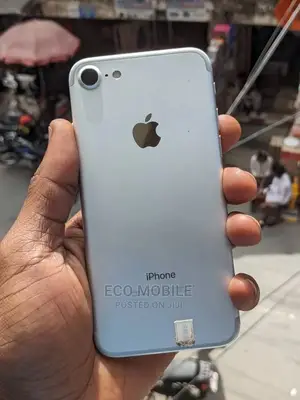 Apple iPhone 7 32 GB Silver
