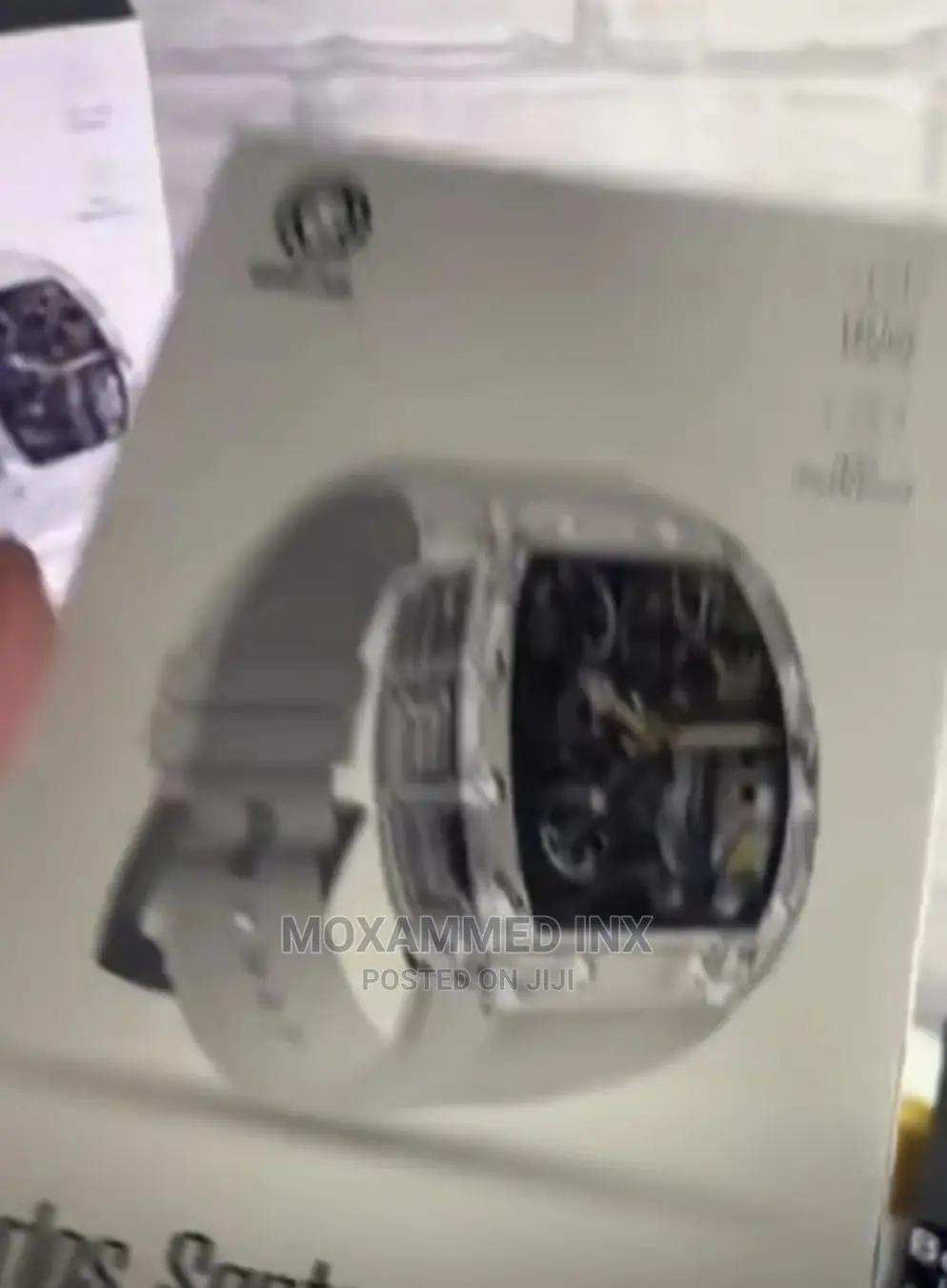 Carlos Santons Smart Watch by Greenlion