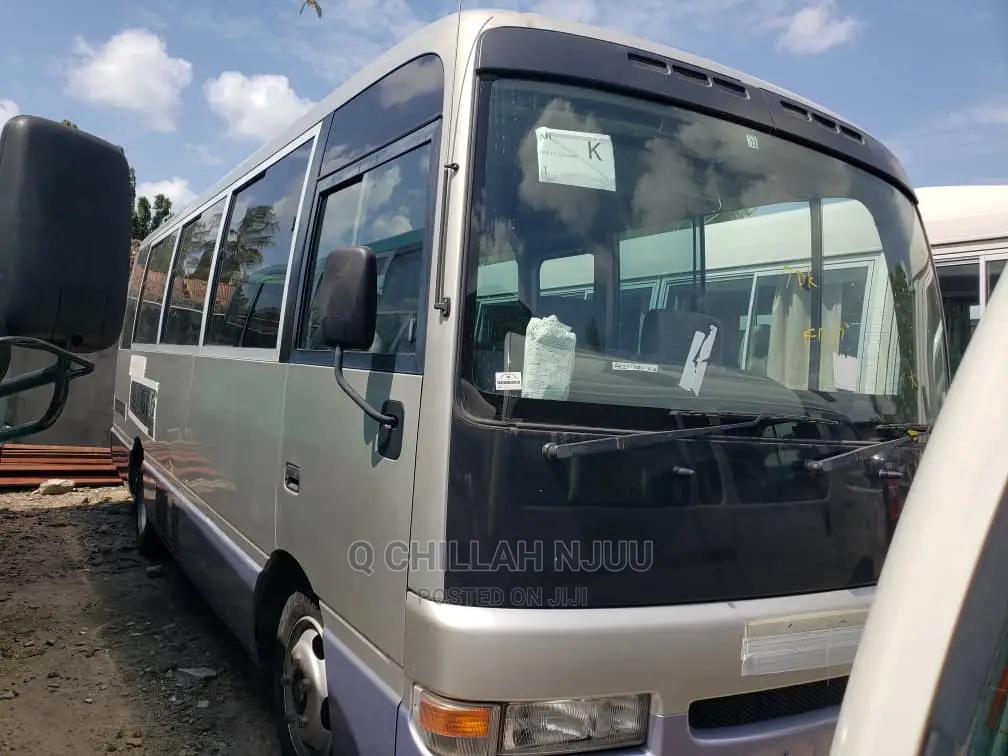 Nissan Civilian 2007