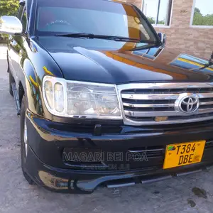Toyota Land Cruiser 2010 Black
