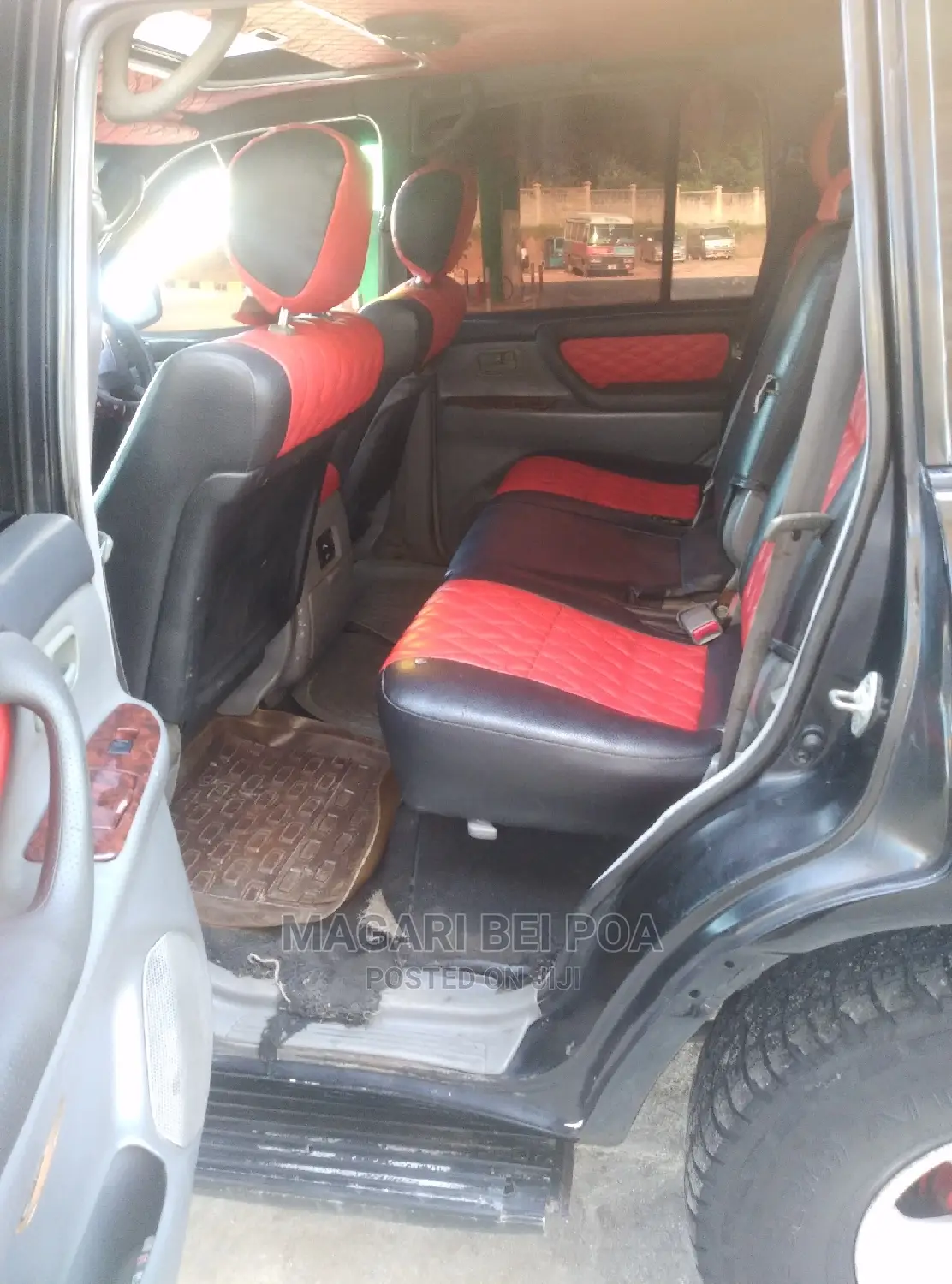 Toyota Land Cruiser 2010 Black