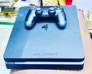Playstation 4 Slim With Fifa23