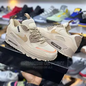 Restocked Nike Airmax