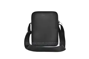 WIWU Hali Sling Bag for Men With Adjustable Shoulder Strap