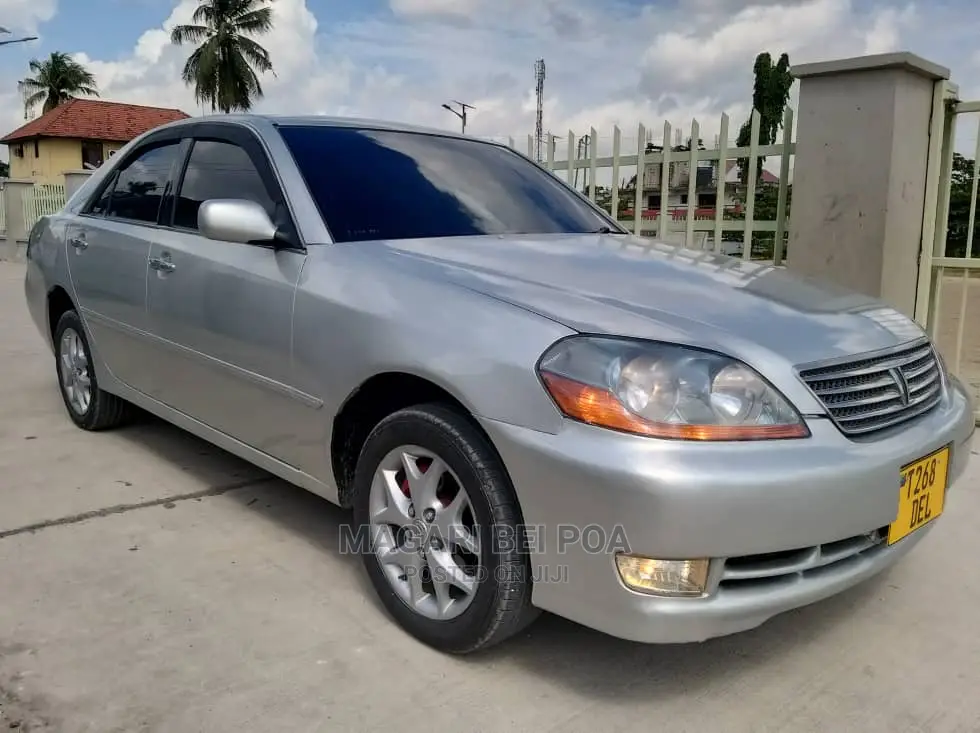 Toyota Mark II Blit 2005 Silver