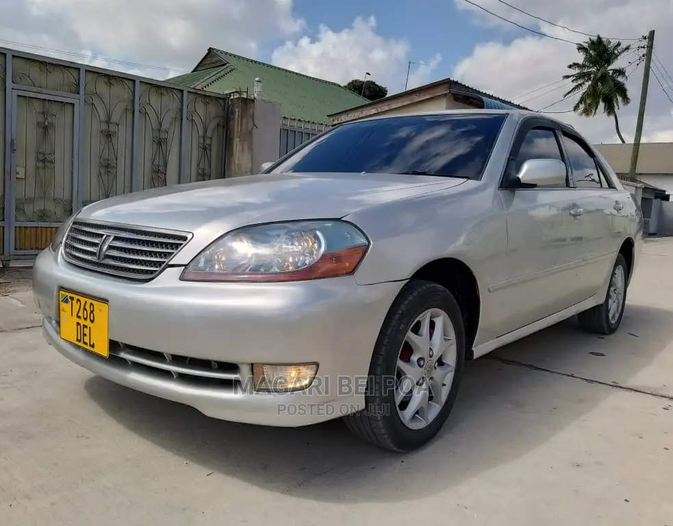 Toyota Mark II Blit 2005 Silver