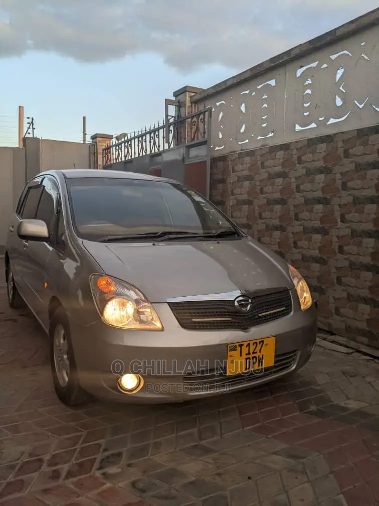 Toyota Corolla Spacio 2001 Silver