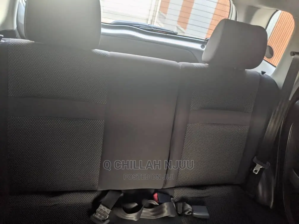Toyota IST 2005 Silver