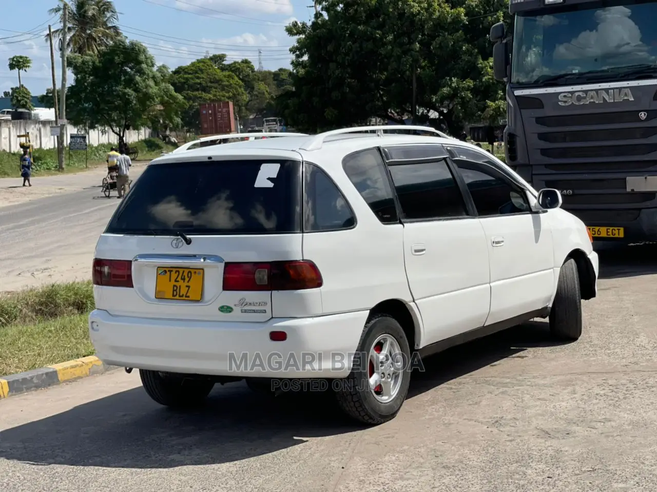 Toyota Ipsum 240i Limited 4WD 2002 White