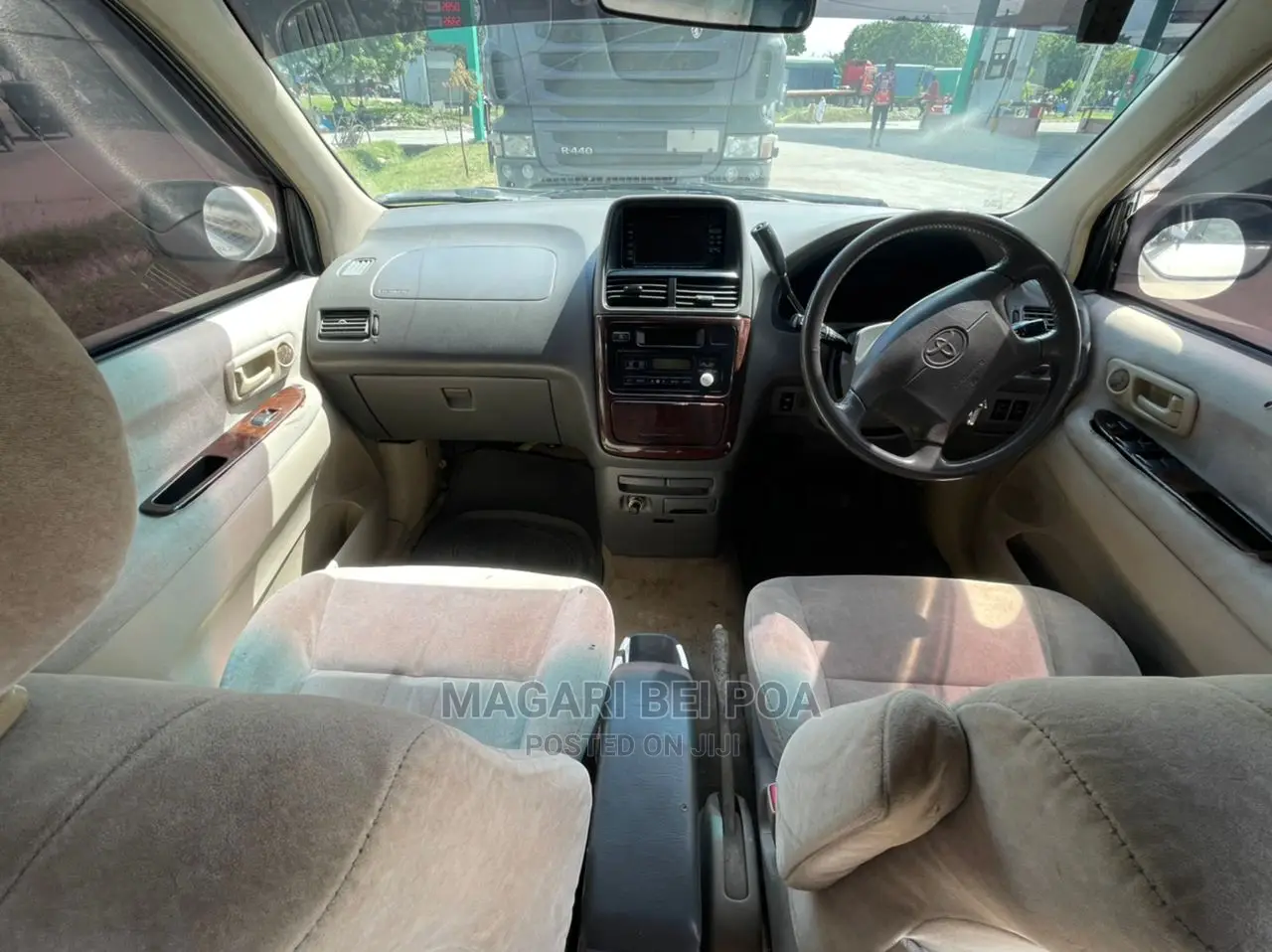 Toyota Ipsum 240i Limited 4WD 2002 White