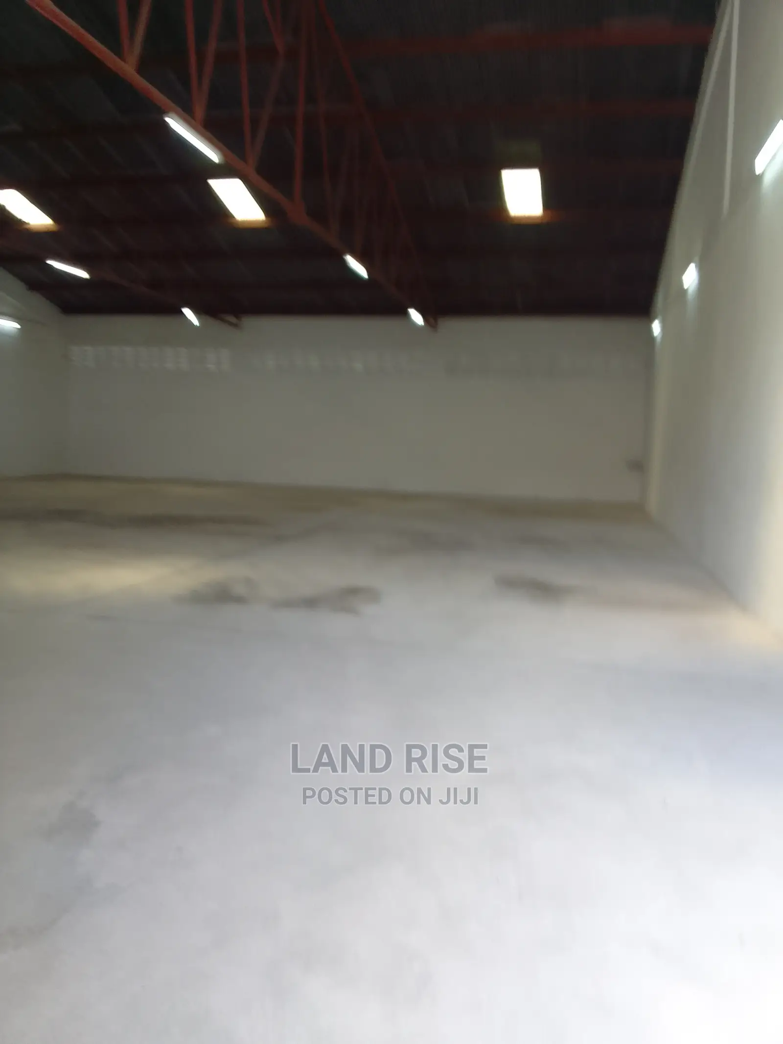 432 SQM Warehouse