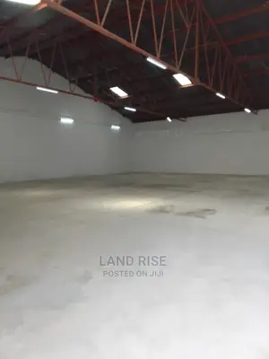 432 SQM Warehouse