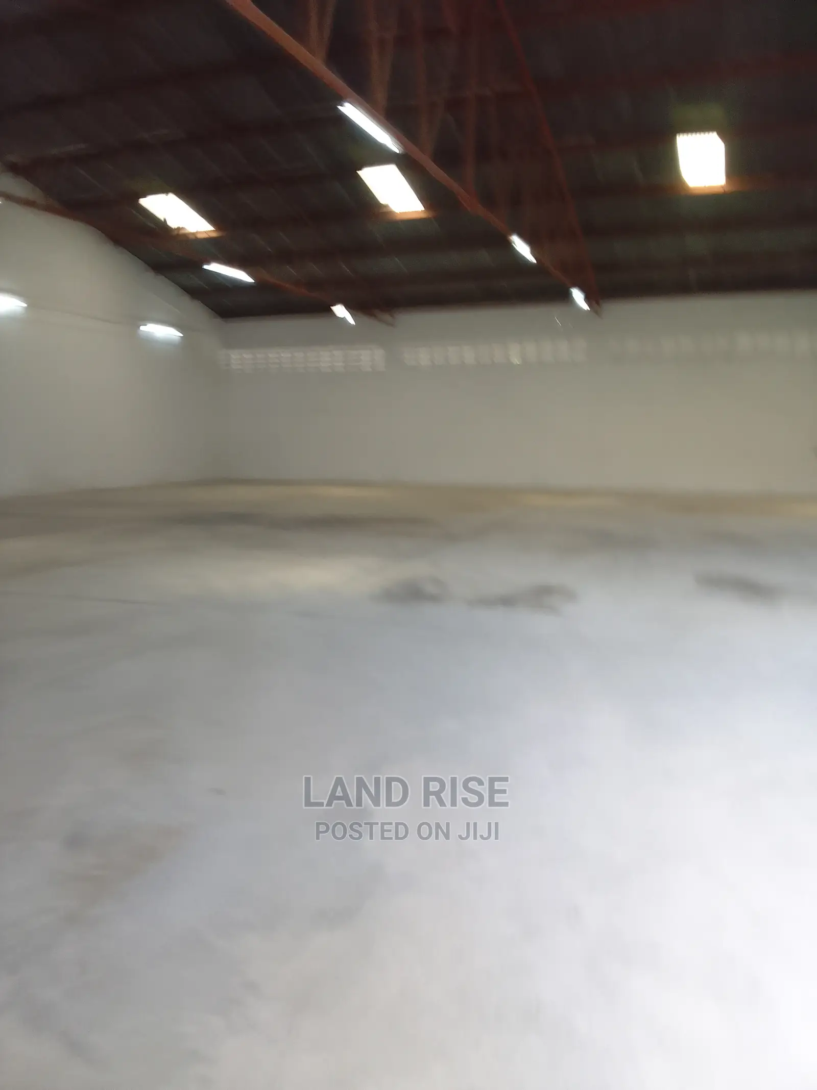 432 SQM Warehouse