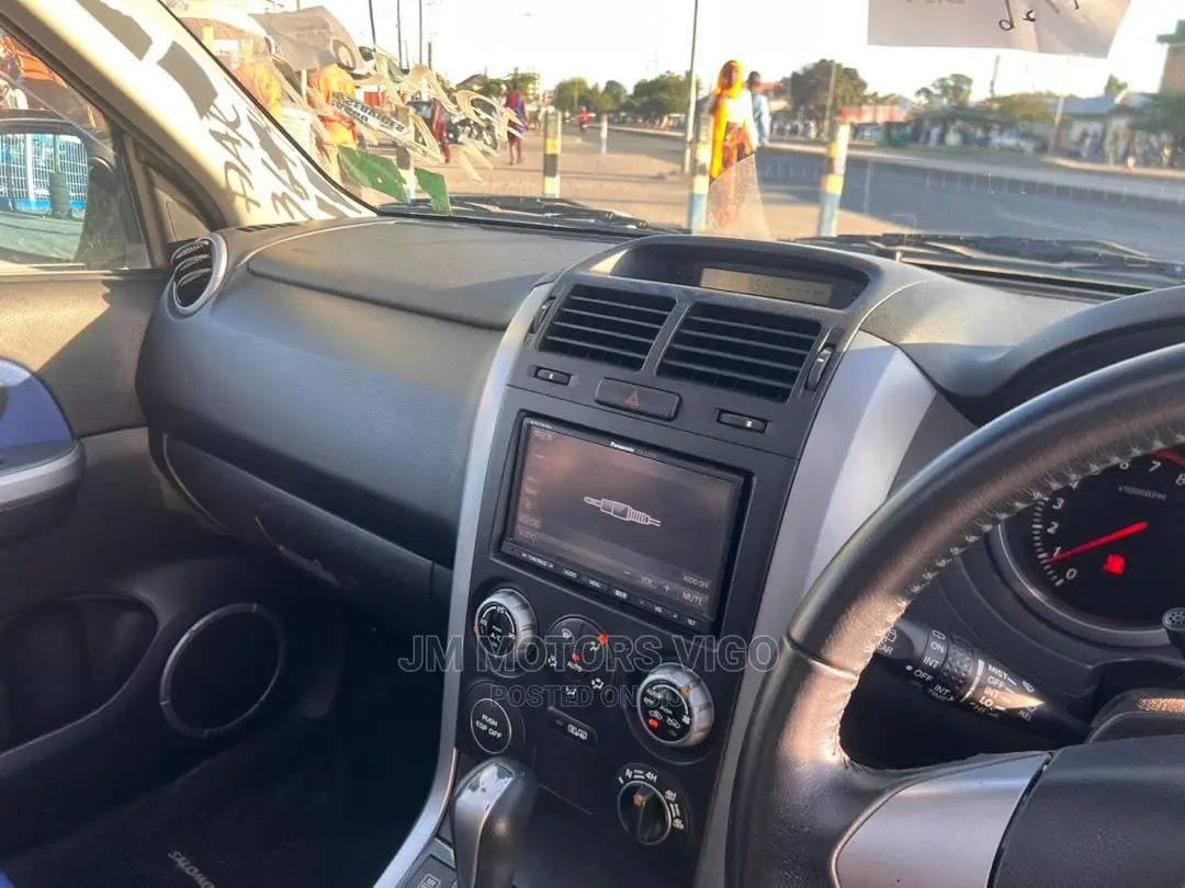 Suzuki Escudo 2006 Pearl