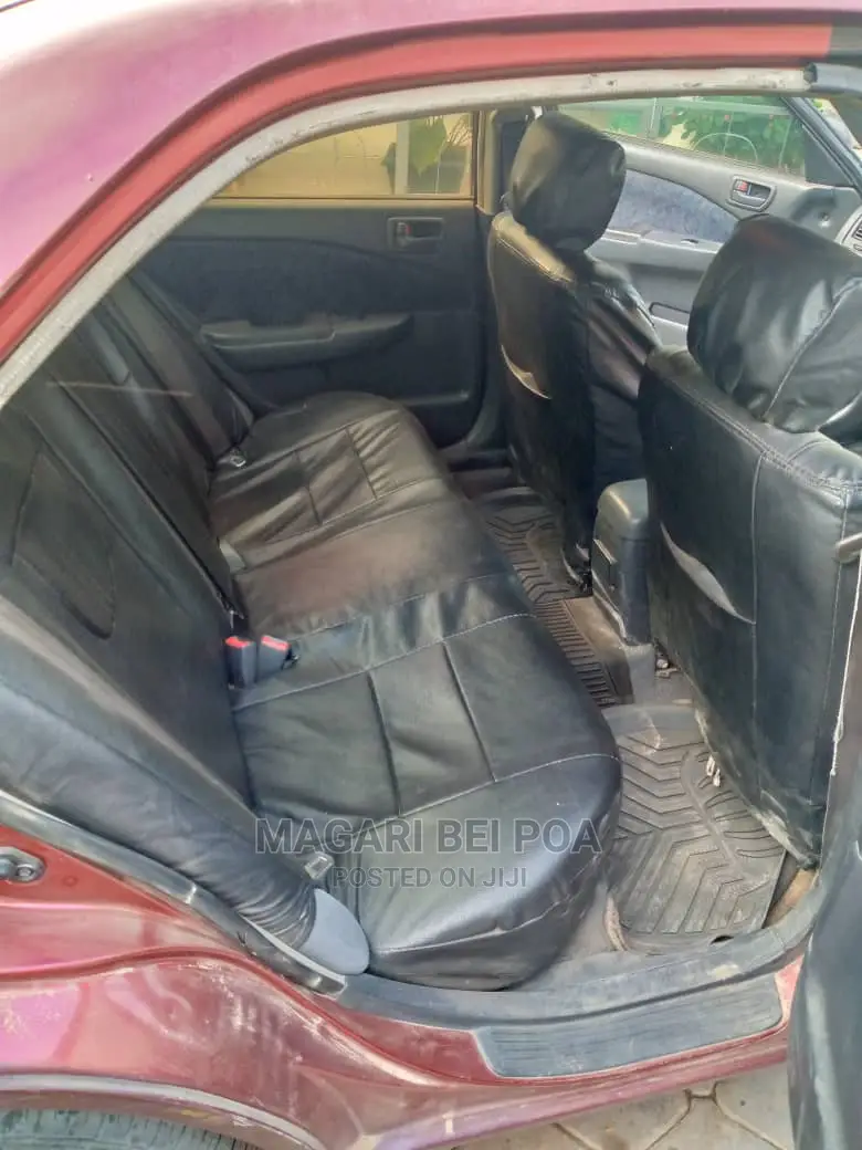 Toyota Carina 2001 Red