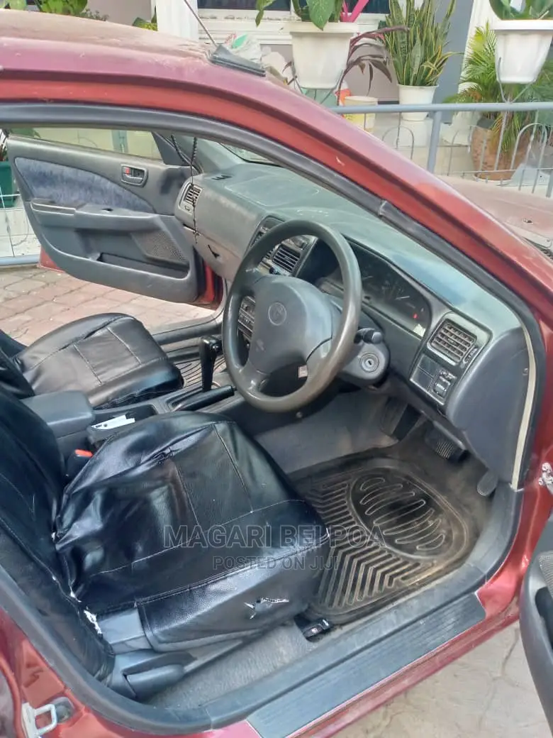 Toyota Carina 2001 Red