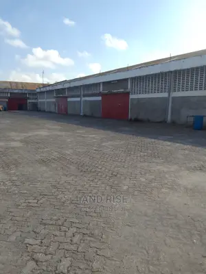 2000 SQM Warehouse in Nyerere Road