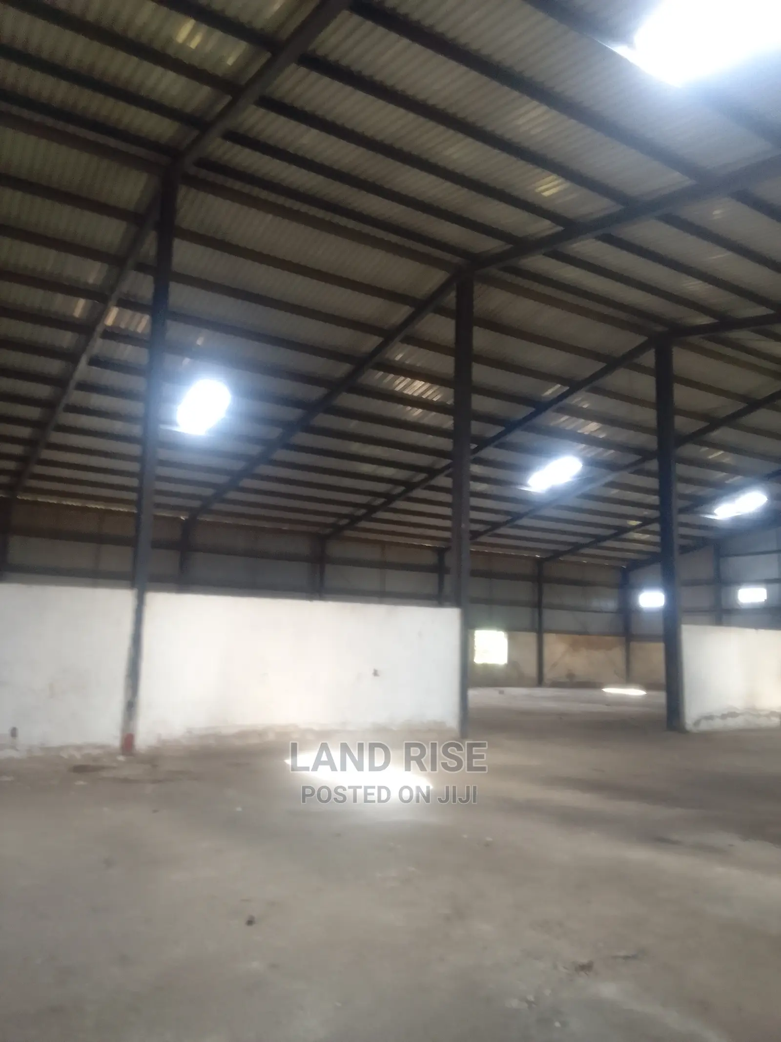1649 Warehouse in Mandela Road
