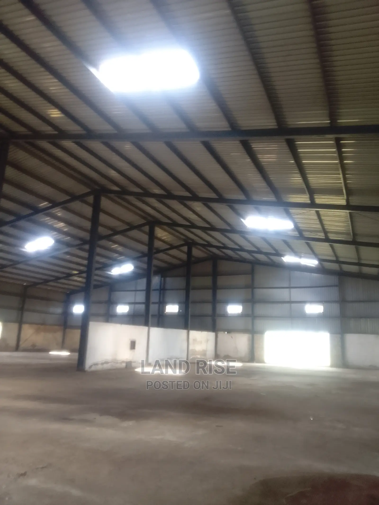 1649 Warehouse in Mandela Road